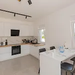 Σπίτι διακοπών Amazing Home In Bilice Bilice