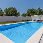 Amazing Home In Bilice Σπίτι διακοπών
