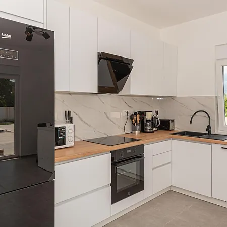 Awesome In With Wifi *