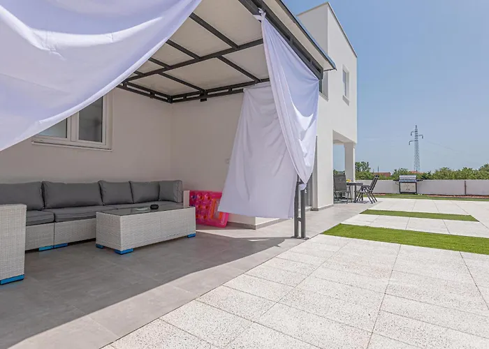 Awesome In With Wifi Prázdninový dům *